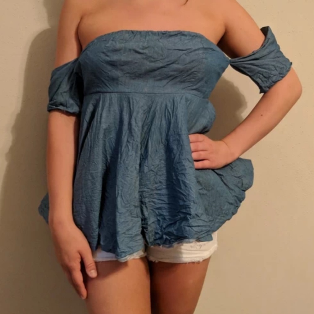 Boutique halter top